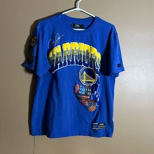 Textured Golden State 6X Champions Tshirt
